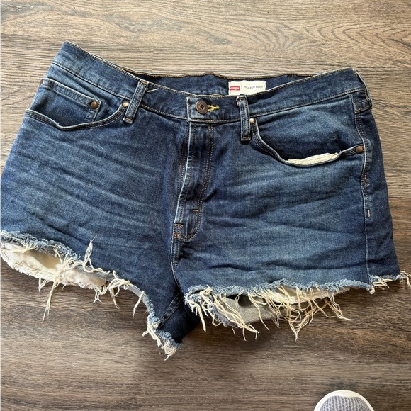 Wrangler cut off Jeans - Picture 1 of 3